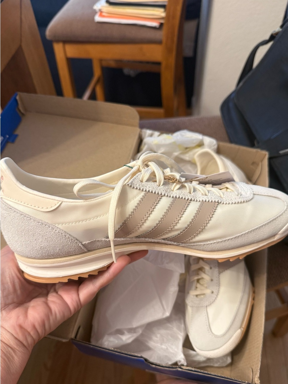 Adidas Women’s Sneakers Off White w/ Tan Stripes SL 72 OG W SIZE 9 Originals - Picture 6 of 10
